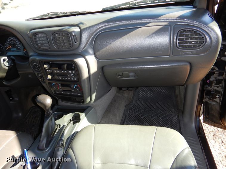 image for item JJ9344 2004 Chevrolet TrailBlazer  SUV