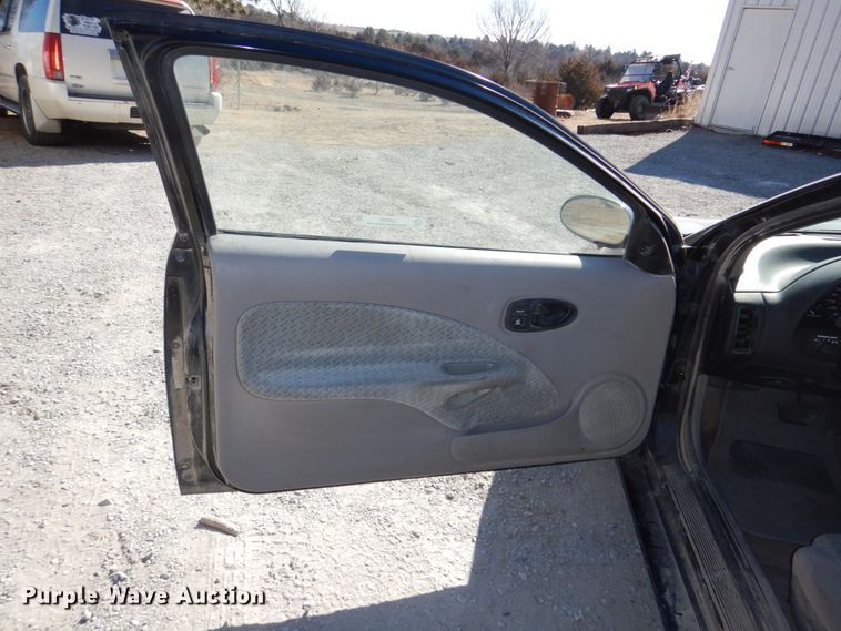 image for item JJ9350 1999 Saturn SC2