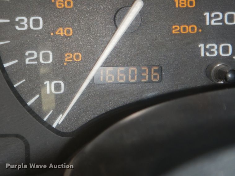 image for item JJ9350 1999 Saturn SC2