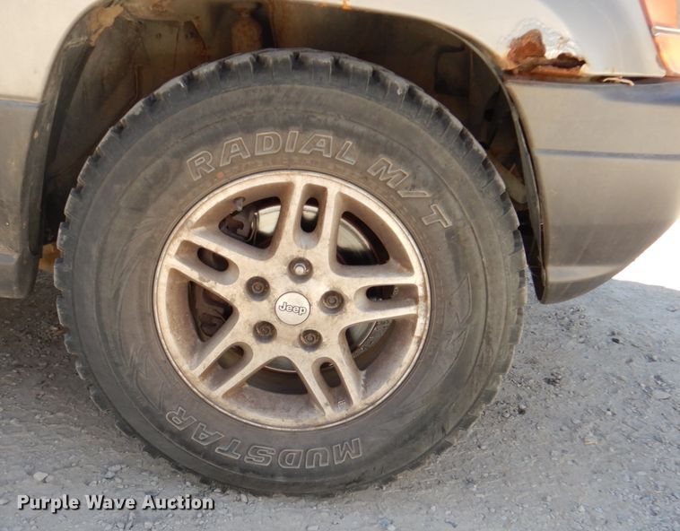 image for item JJ9351 2001 Jeep Grand Cherokee Laredo  SUV