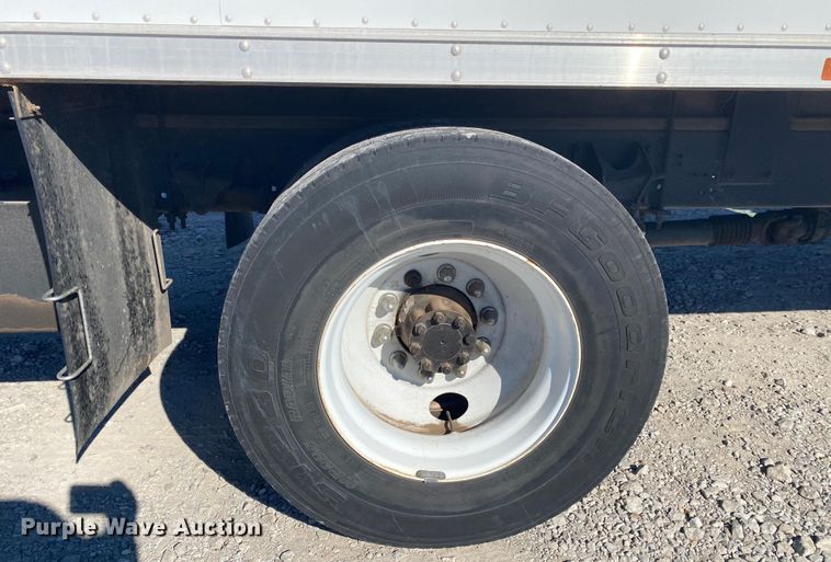 image for item JN9166 2006 International 4300  box truck