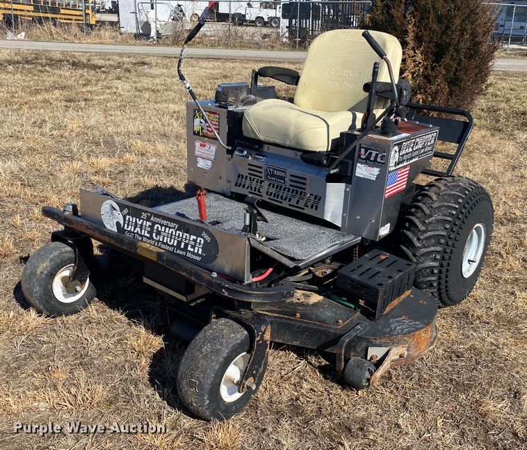 image for item JN9222 Dixie Chopper  ZTR lawn mower