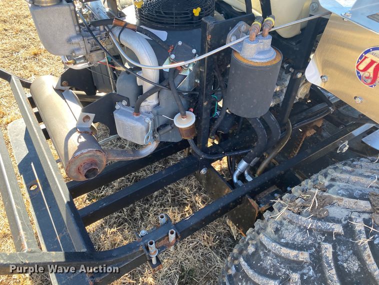 image for item JN9222 Dixie Chopper  ZTR lawn mower