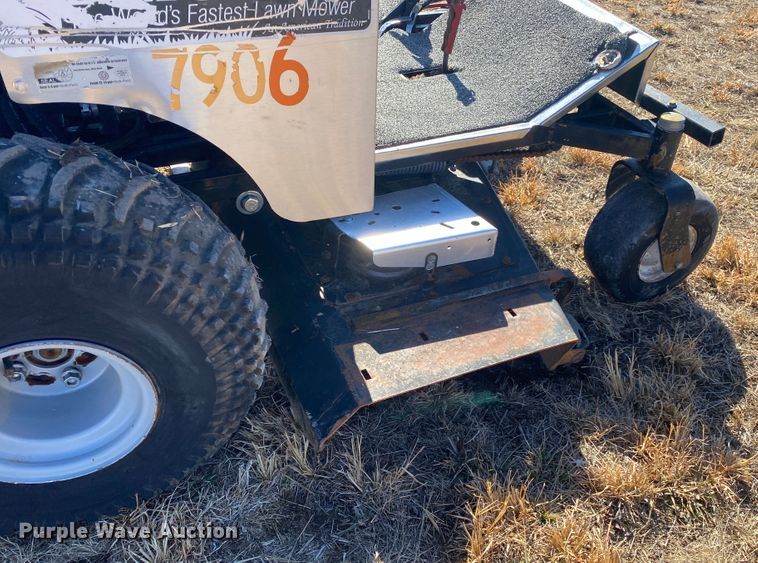 image for item JN9222 Dixie Chopper  ZTR lawn mower