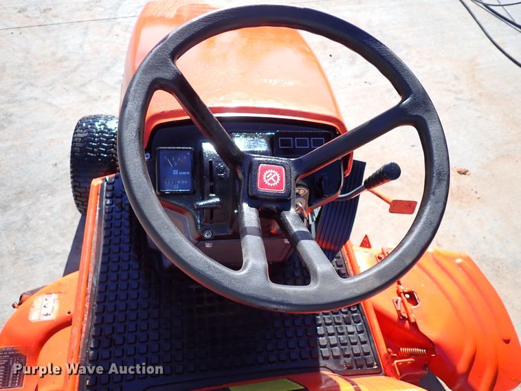 image for item JO9724 Kubota T1600  lawn mower