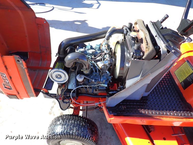 image for item JO9724 Kubota T1600  lawn mower