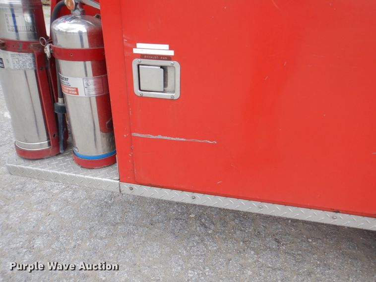 image for item JY9834 1977 Ford Custom Cab 8000  pumper fire truck