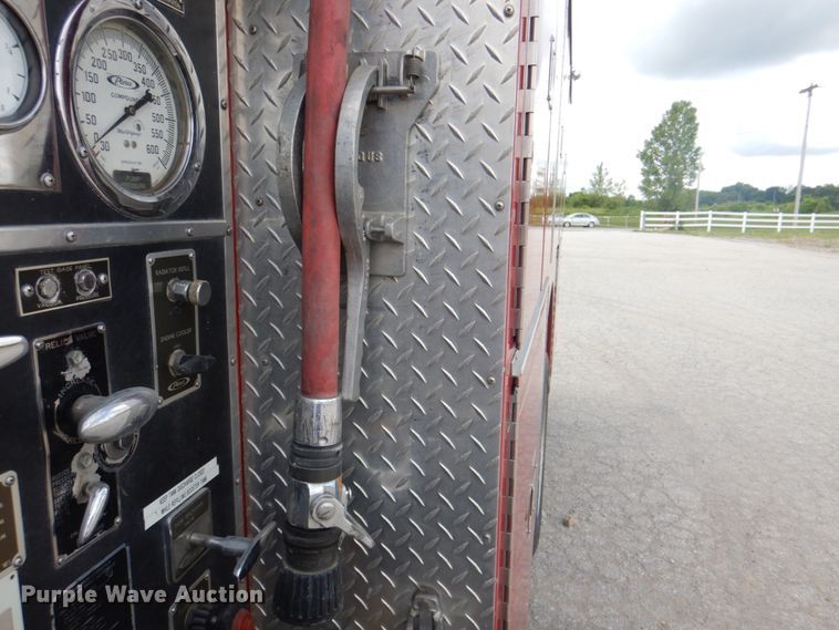 image for item JY9834 1977 Ford Custom Cab 8000  pumper fire truck