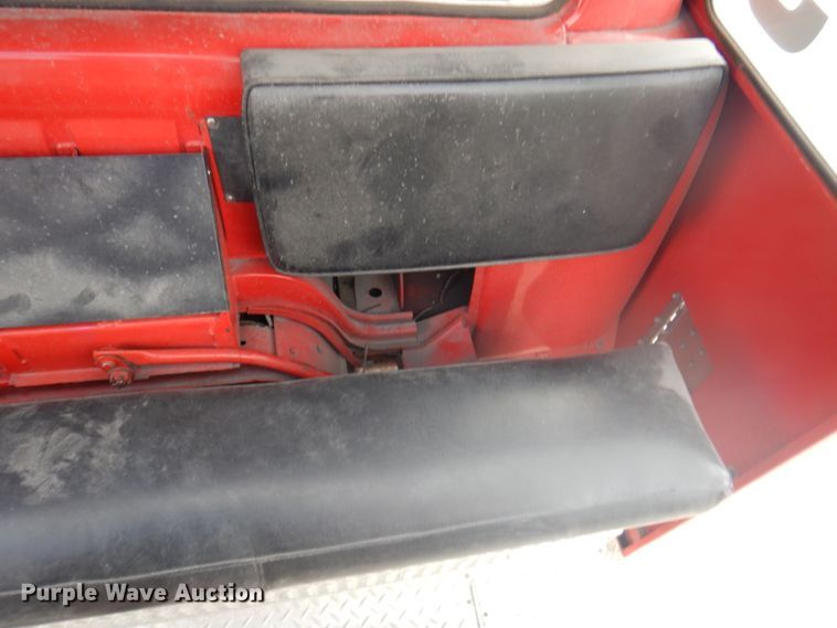 image for item JY9834 1977 Ford Custom Cab 8000  pumper fire truck