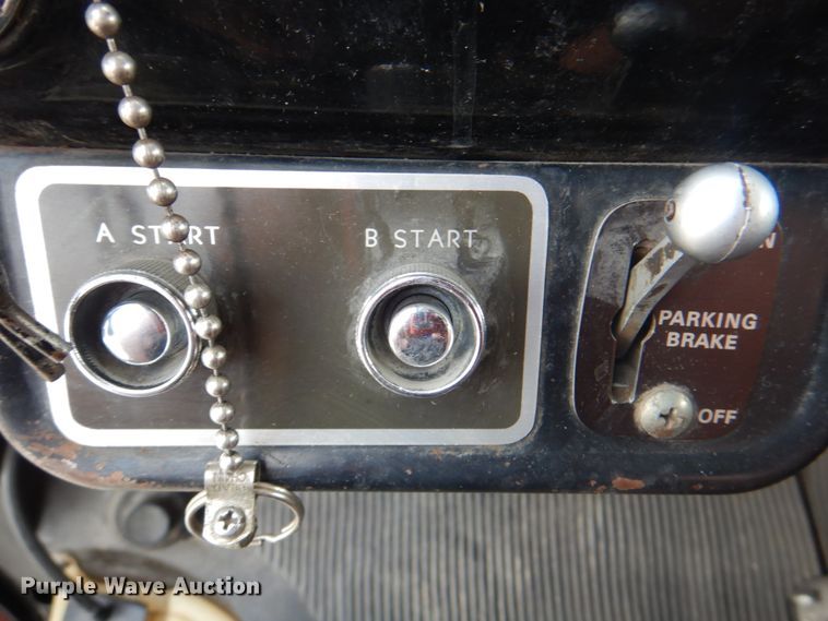 image for item JY9834 1977 Ford Custom Cab 8000  pumper fire truck