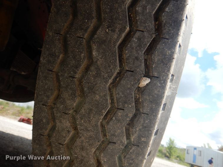 image for item JY9834 1977 Ford Custom Cab 8000  pumper fire truck