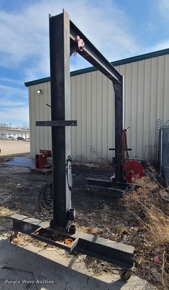 image for item KG9663 Hoist frame