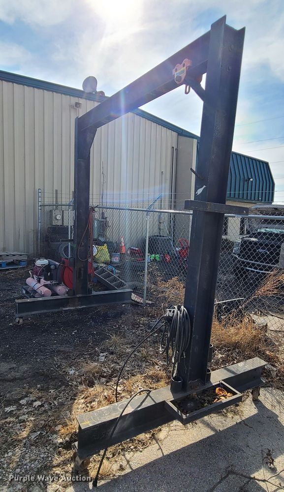 image for item KG9663 Hoist frame