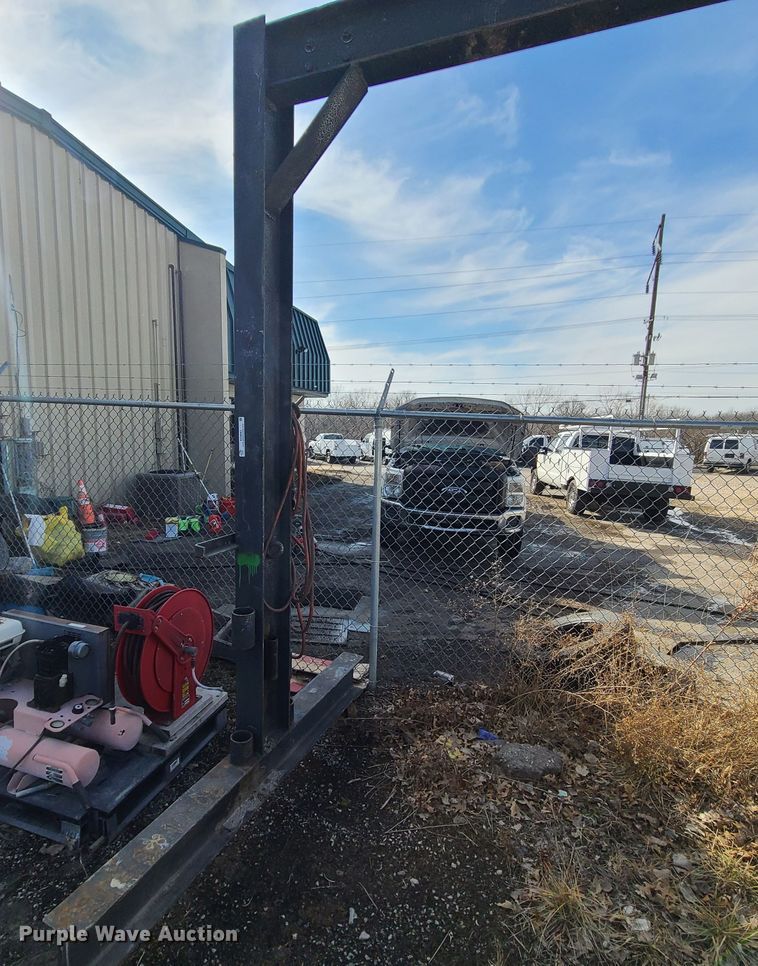 image for item KG9663 Hoist frame