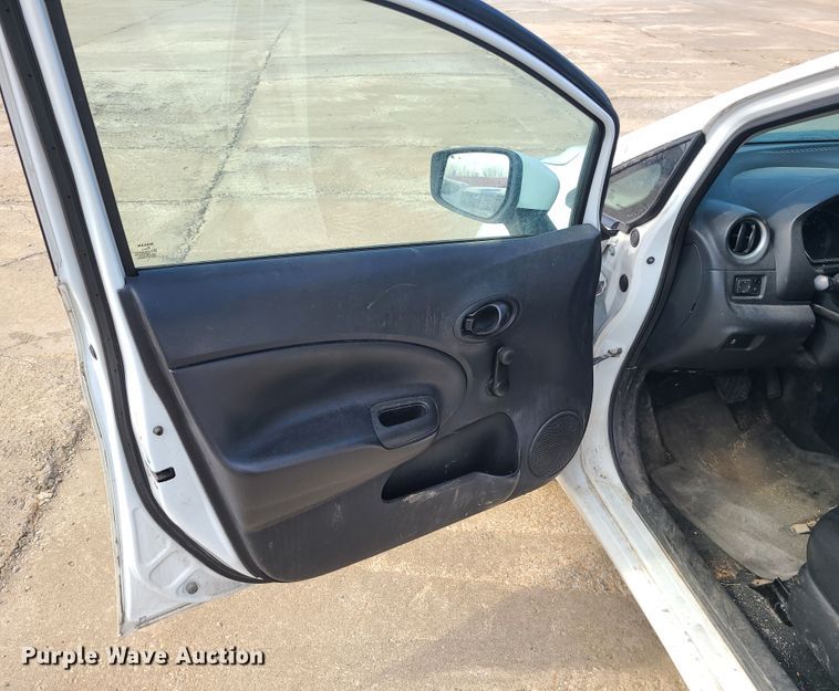 image for item KG9671 2015 Nissan Versa Note