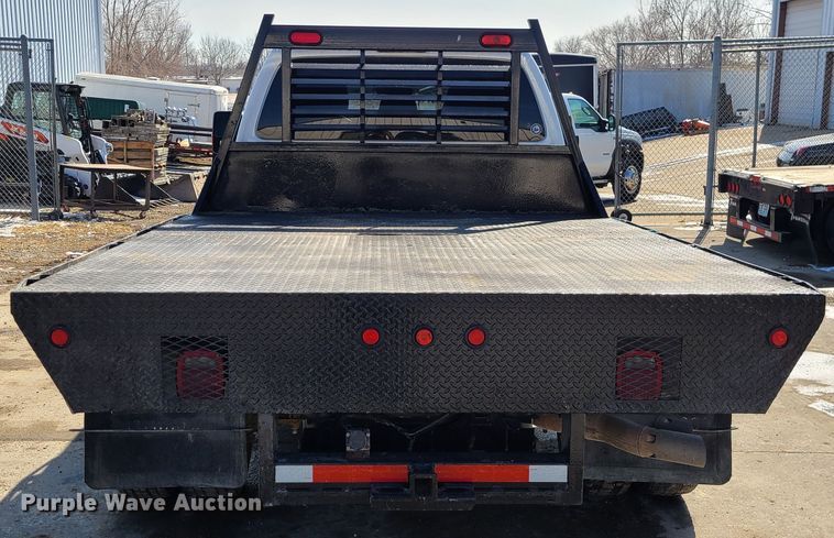 image for item KG9675 2012 Ford F550 Super Duty XL  Crew Cab flatbed truck