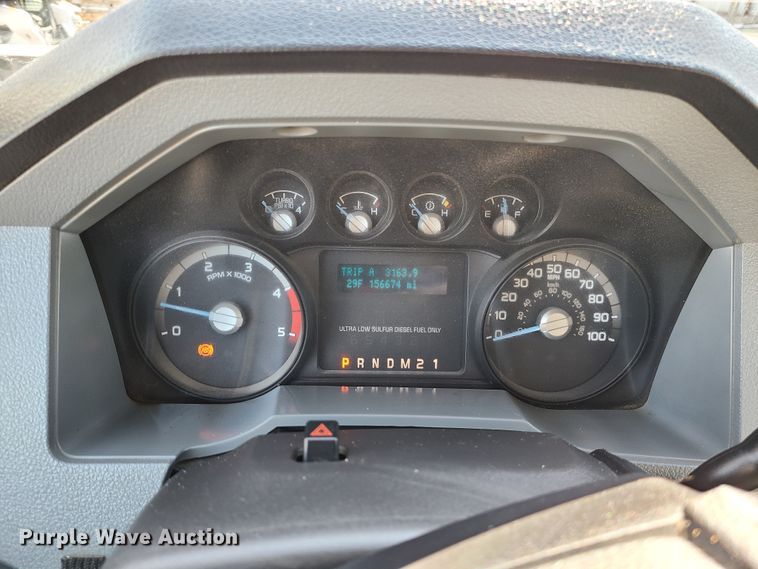 image for item KG9675 2012 Ford F550 Super Duty XL  Crew Cab flatbed truck