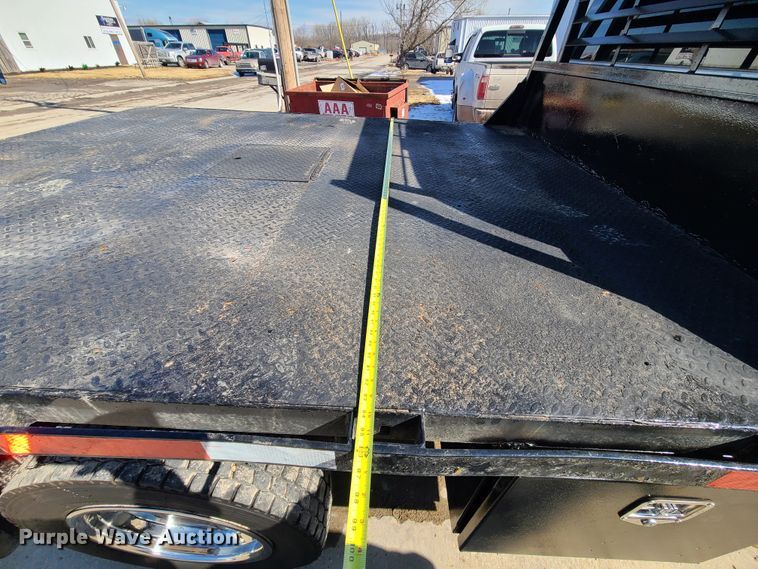 image for item KG9675 2012 Ford F550 Super Duty XL  Crew Cab flatbed truck