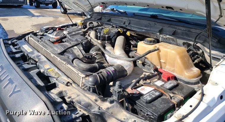 image for item KG9675 2012 Ford F550 Super Duty XL  Crew Cab flatbed truck