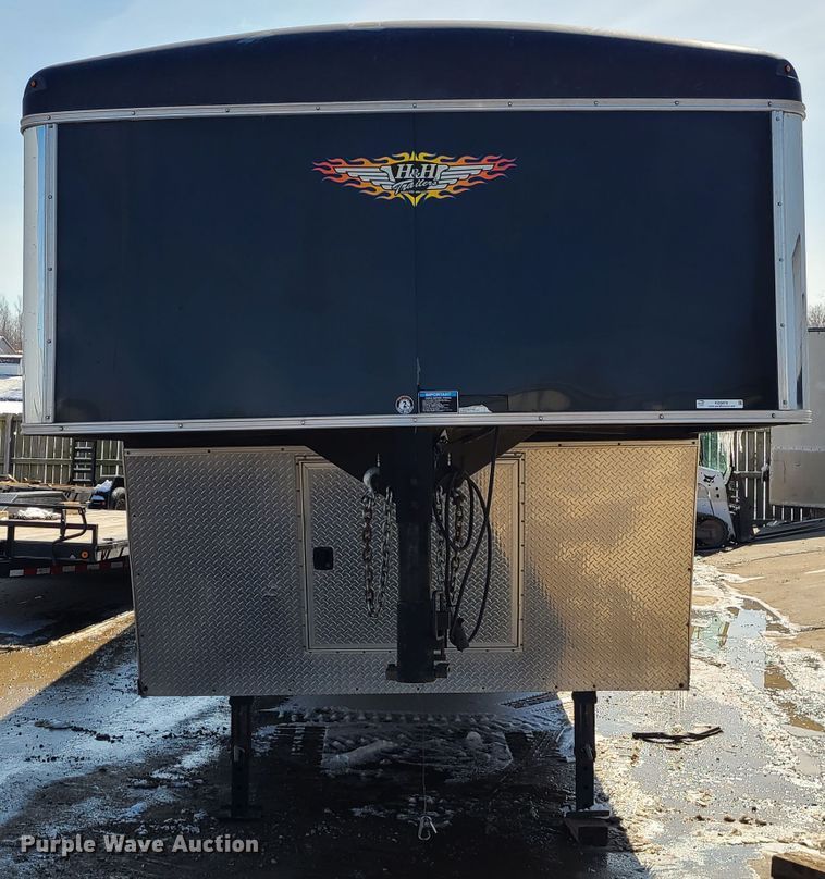 image for item KG9678 2015 H&H GC403  enclosed cargo trailer