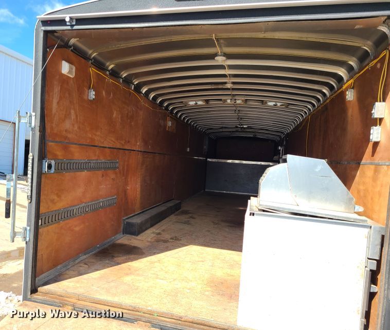 image for item KG9678 2015 H&H GC403  enclosed cargo trailer