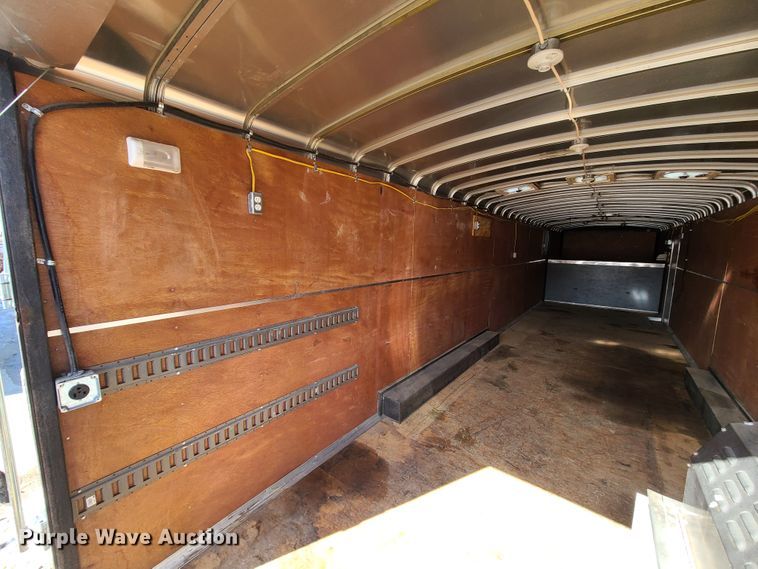 image for item KG9678 2015 H&H GC403  enclosed cargo trailer