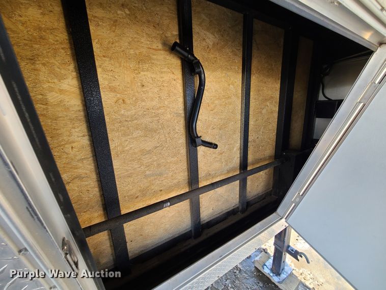 image for item KG9678 2015 H&H GC403  enclosed cargo trailer