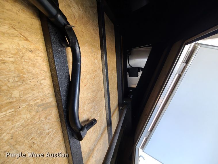 image for item KG9678 2015 H&H GC403  enclosed cargo trailer