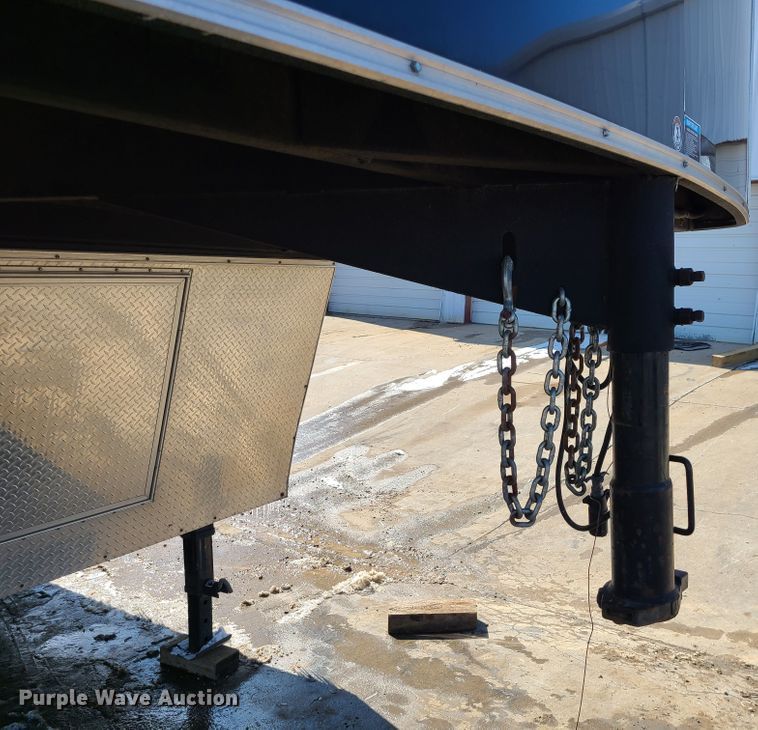 image for item KG9678 2015 H&H GC403  enclosed cargo trailer