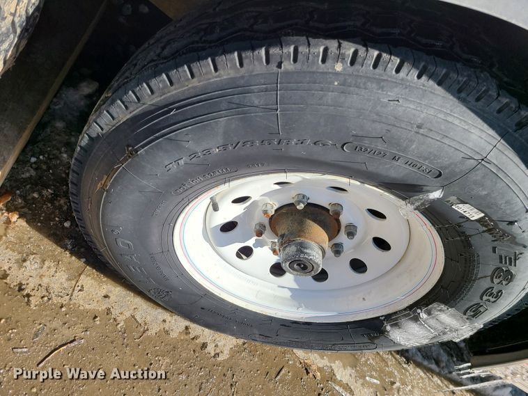 image for item KG9678 2015 H&H GC403  enclosed cargo trailer