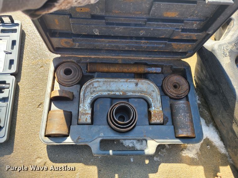 image for item KG9683 Lawn and garden equipment