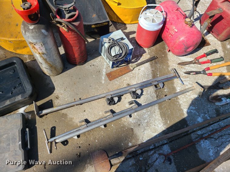 image for item KG9683 Lawn and garden equipment