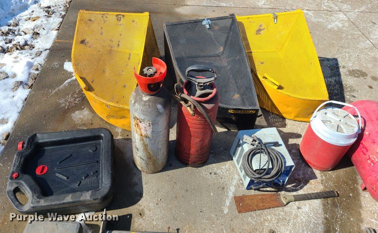 image for item KG9683 Lawn and garden equipment