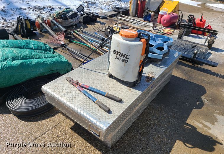 image for item KG9683 Lawn and garden equipment