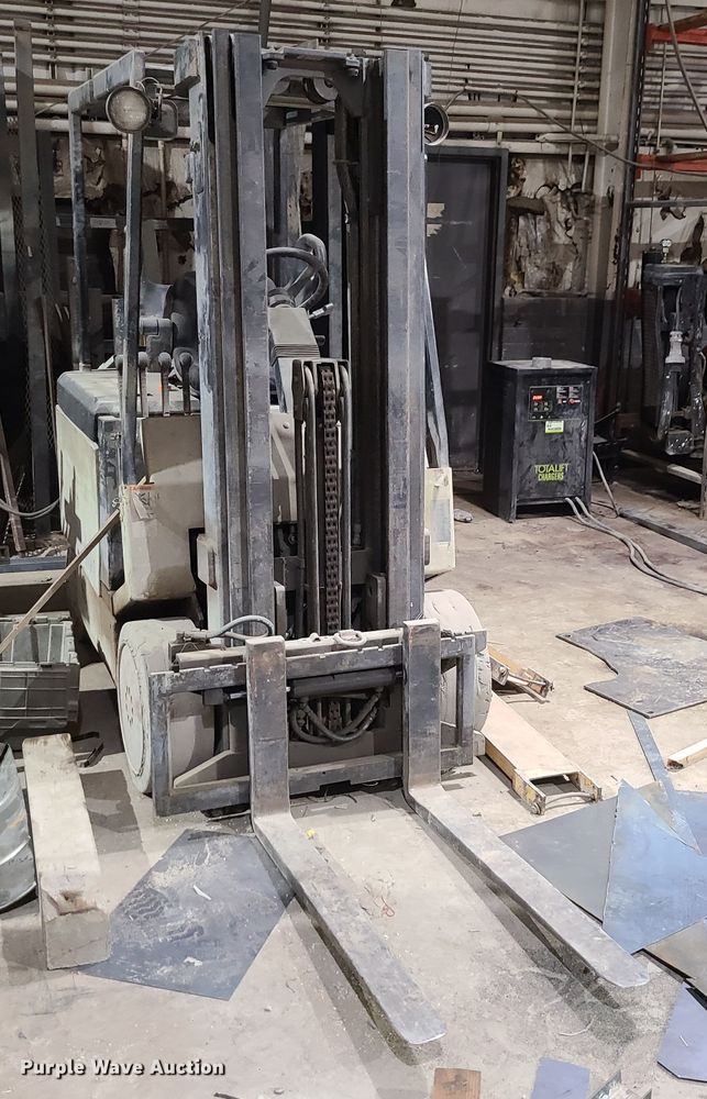 image for item KG9693 Crown 50FCTT-188  forklift