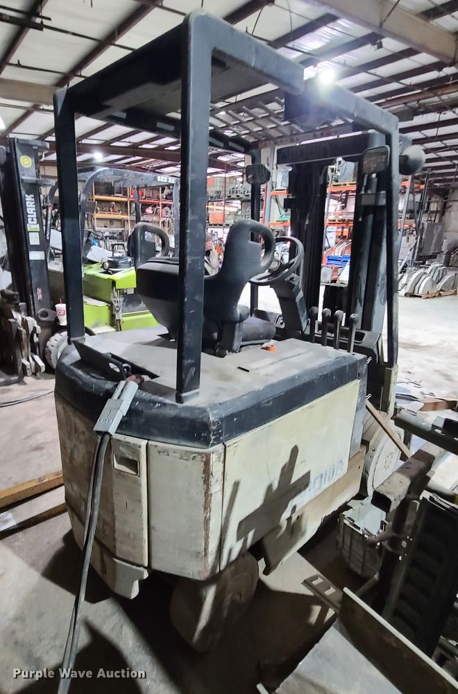 image for item KG9693 Crown 50FCTT-188  forklift