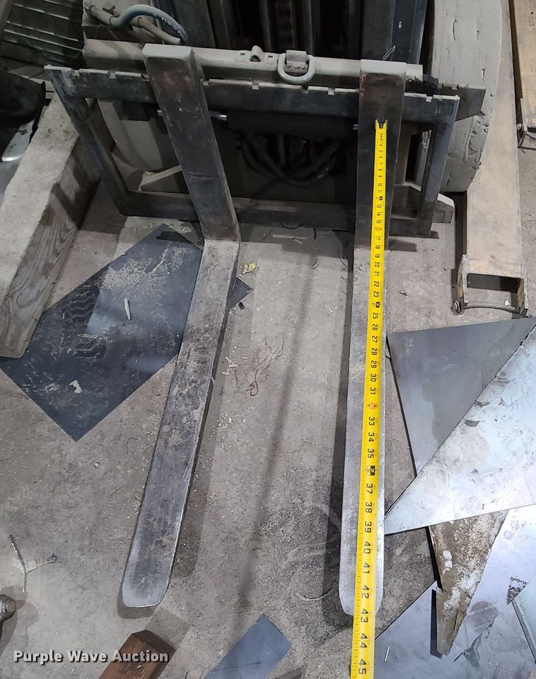 image for item KG9693 Crown 50FCTT-188  forklift