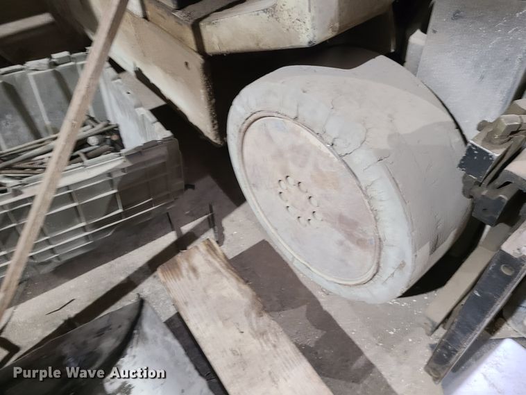 image for item KG9693 Crown 50FCTT-188  forklift