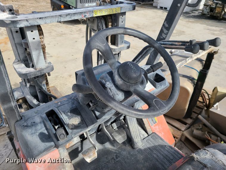 image for item KG9694 Toyota 7FGCU20  forklift