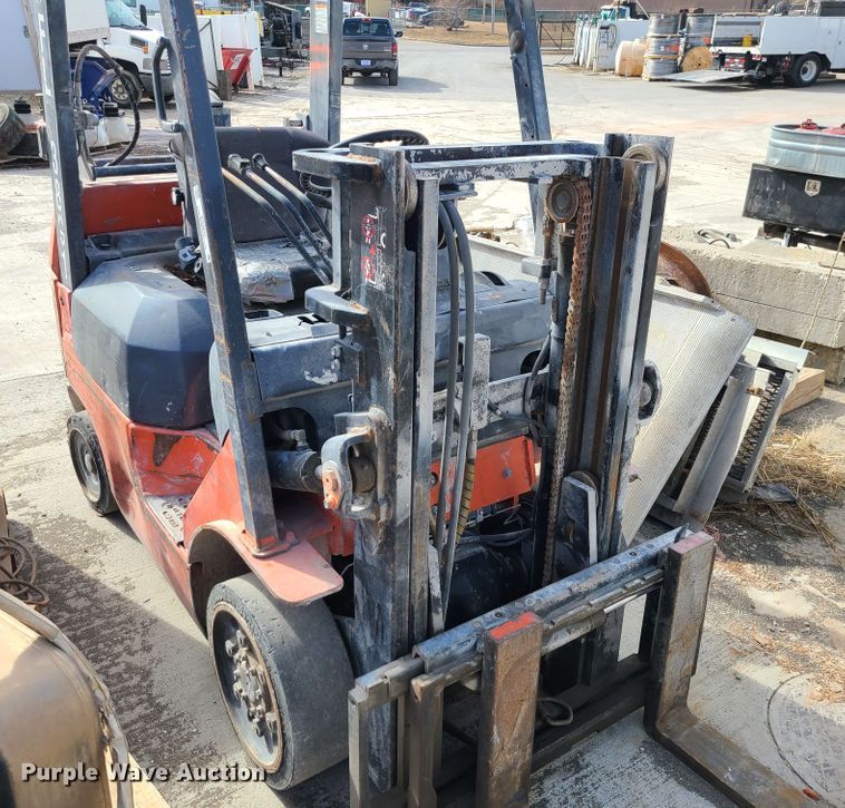 image for item KG9694 Toyota 7FGCU20  forklift