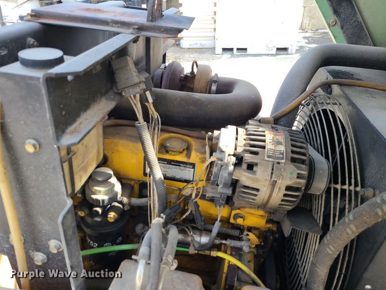 image for item KG9695 Sullair 185  air compressor