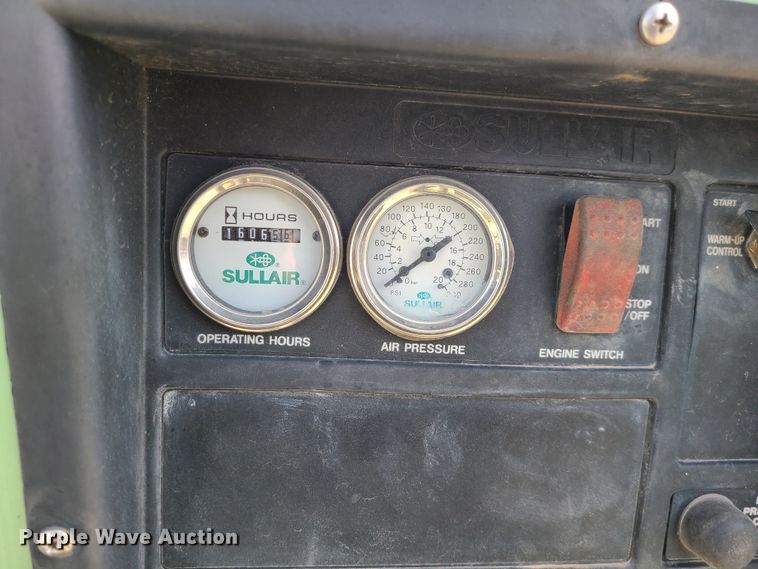 image for item KG9695 Sullair 185  air compressor