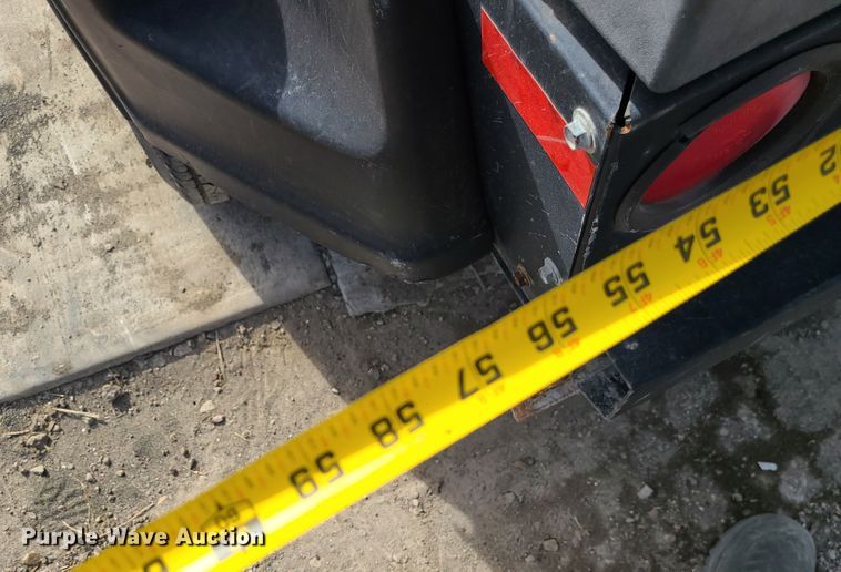 image for item KG9695 Sullair 185  air compressor