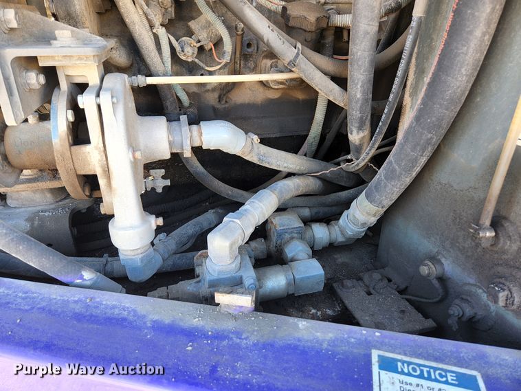 image for item KH9749 2004 Elgin Pelican Series P  street sweeper truck