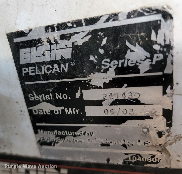 image for item KH9749 2004 Elgin Pelican Series P  street sweeper truck