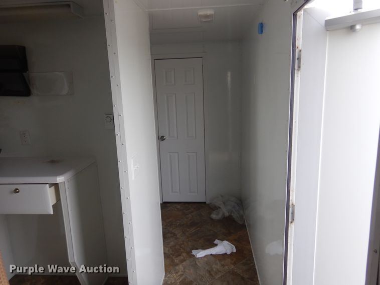 image for item KJ9560 2016 Rich Specialty Trailers  restroom trailer