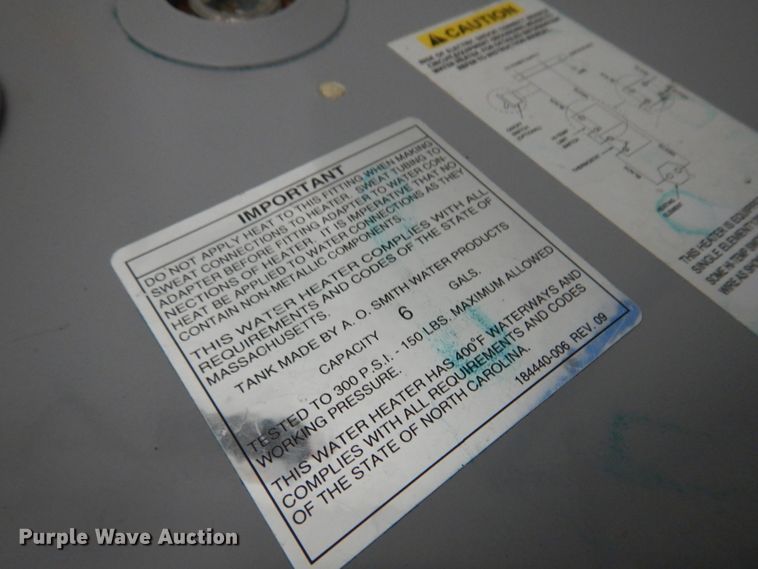 image for item KJ9560 2016 Rich Specialty Trailers  restroom trailer