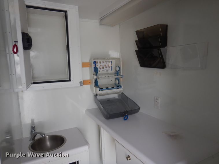 image for item KJ9560 2016 Rich Specialty Trailers  restroom trailer