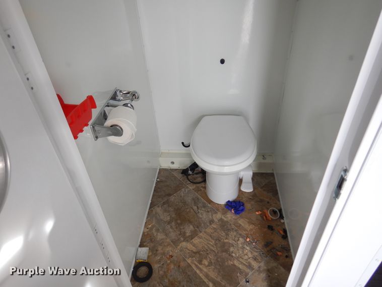 image for item KJ9560 2016 Rich Specialty Trailers  restroom trailer