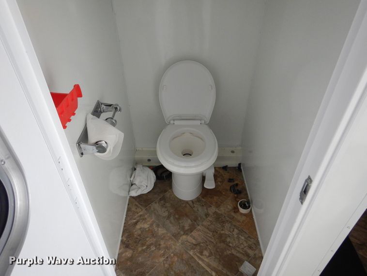 image for item KJ9560 2016 Rich Specialty Trailers  restroom trailer